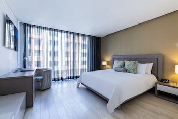 100 Luxury Suites By Preferred
