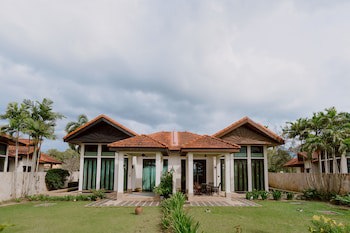 Borneo Beach Villas