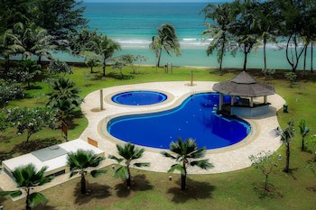 Borneo Beach Villas