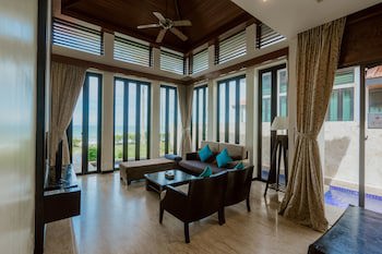 Borneo Beach Villas