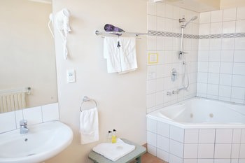 Gateway International Motel