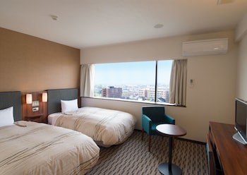 Uozu Manten Hotel Ekimae