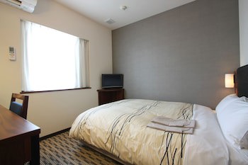 Uozu Manten Hotel Ekimae