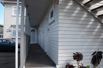 Abbeycourt Motel