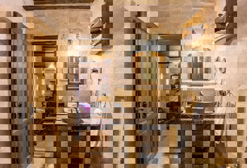 Phocas Cave Suites - Special Class