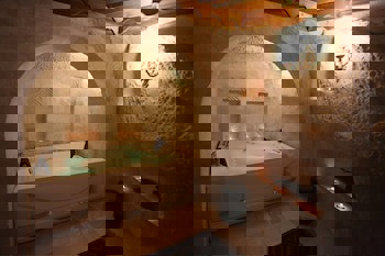 Phocas Cave Suites - Special Class