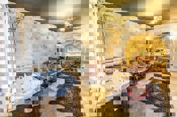 Phocas Cave Suites - Special Class