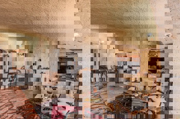 Phocas Cave Suites - Special Class