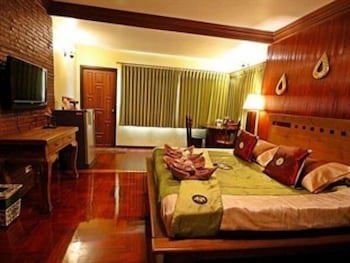 Baan Fern Talay