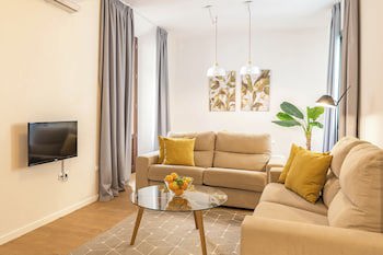 Feelathome Merced Apartments
