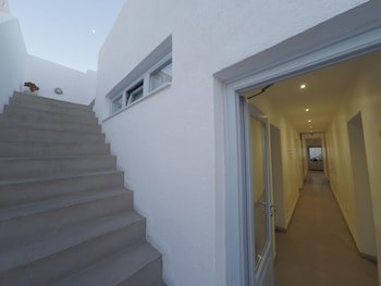 Central Fira