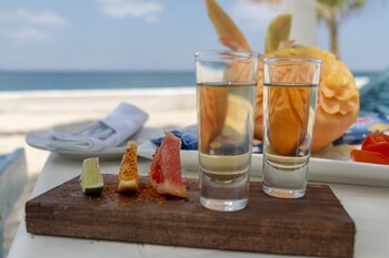 Cozumel Hotel & Resort, Trademark Collection By Wyndham