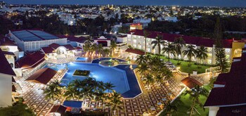 Cozumel Hotel & Resort, Trademark Collection By Wyndham