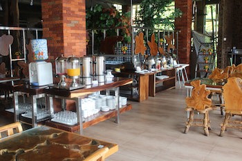 Clv Hotel & Villa