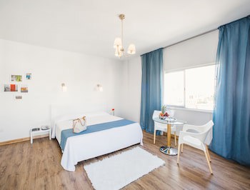Mikes Kanarium Hotel fotoğrafı
