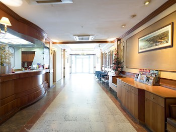 Four Chain View Hotel