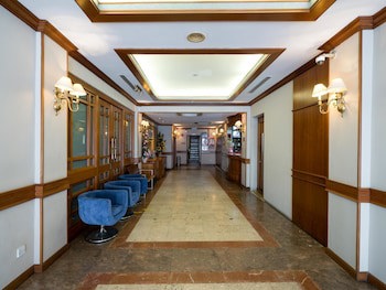 Four Chain View Hotel