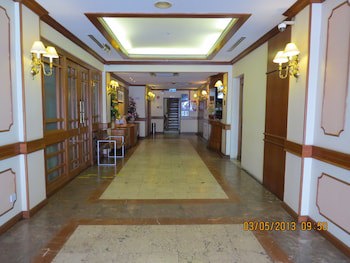 Four Chain View Hotel