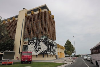 Best Plaza West Bay