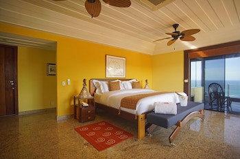Cliffside Luxury Inn
