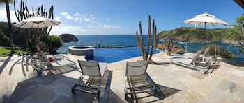 Cliffside Luxury Inn