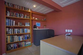Cliffside Luxury Inn