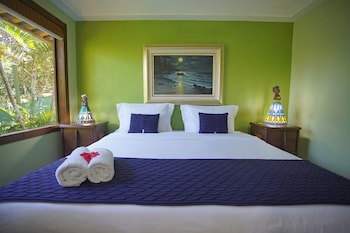 Cliffside Luxury Inn