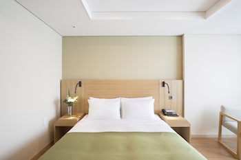 Crown Harbor Hotel Busan