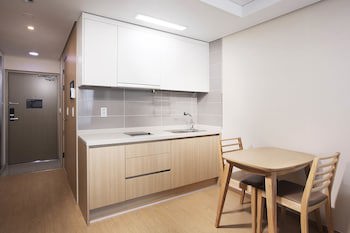 Crown Harbor Hotel Busan