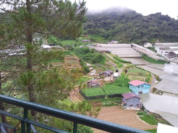 E Resort