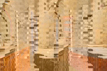 Mithra Cave Hotel - Special Class