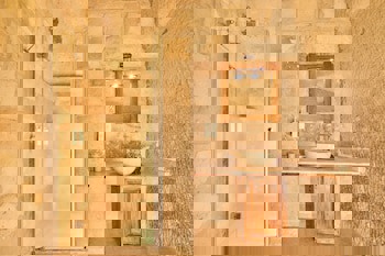 Mithra Cave Hotel - Special Class