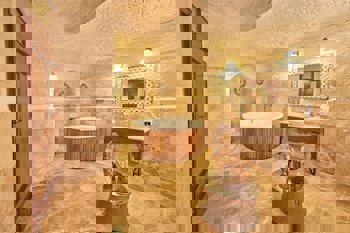 Mithra Cave Hotel - Special Class