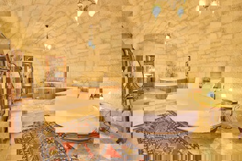 Mithra Cave Hotel - Special Class