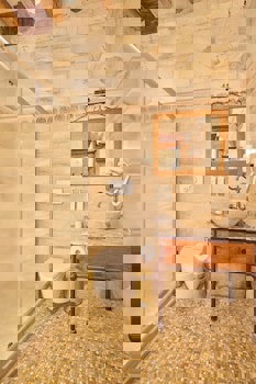 Mithra Cave Hotel - Special Class