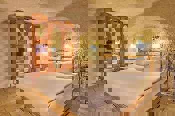 Mithra Cave Hotel - Special Class