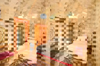 Mithra Cave Hotel - Special Class