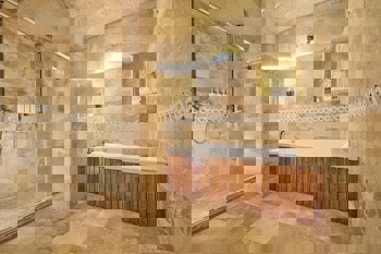 Mithra Cave Hotel - Special Class