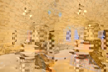 Mithra Cave Hotel - Special Class