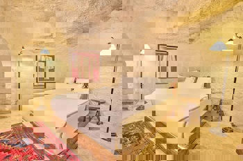 Mithra Cave Hotel - Special Class