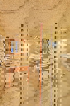 Mithra Cave Hotel - Special Class