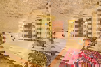 Mithra Cave Hotel - Special Class