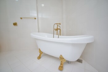 Bushi Resort & Spa