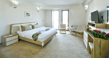 Bushi Resort & Spa