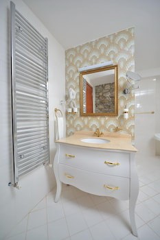 Bushi Resort & Spa