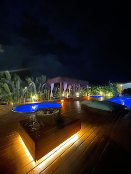 Dolphin Hotel