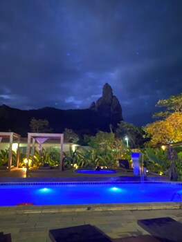 Dolphin Hotel