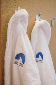 Dolphin Hotel