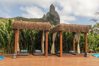 Dolphin Hotel
