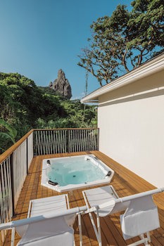 Dolphin Hotel